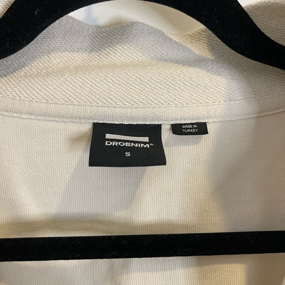 Cropped sweater - Picture 2 of 2